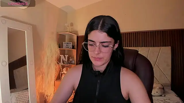  Niah  online show from October 2025 07:44:02 PM