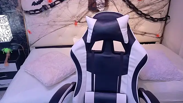 Snapshot of tamara_colliins_ chatting on October 2025 04:29:02 AM tamara colliins online show from October 2025 04:29:02 AM