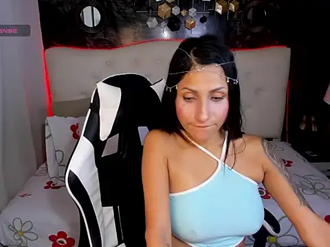 Snapshot of tamara_colliins_ chatting on November 2025 07:44:01 AM tamara colliins online show from November 2025 07:44:01 AM