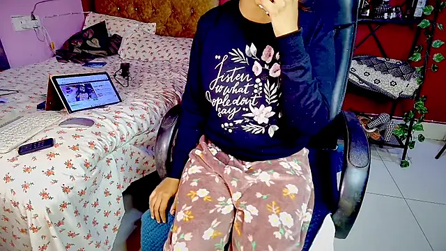 Naughty nightz online show from January 2025 01:20:02 AM