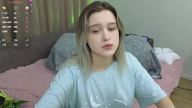 Snapshot of dusyastar chatting on February 2025 02:57:01 PM dusyastar online show from February 2025 02:57:01 PM