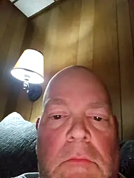 mrwizard4570 online show from December 2024 05:31:02 AM