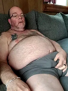 mrwizard4570 online show from April 2026 12:11:02 PM