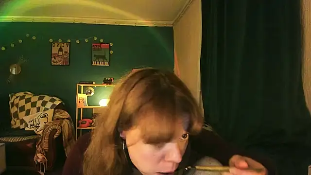 ClancyMorissey online show from October 2025 06:49:02 PM