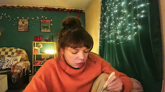 ClancyMorissey online show from December 2025 06:49:02 PM