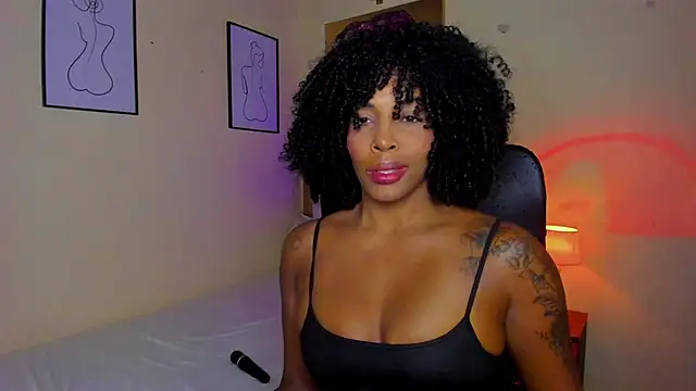 Snapshot of AitanaBrown_ chatting on November 2025 11:26:01 PM AitanaBrown online show from November 2025 11:26:01 PM