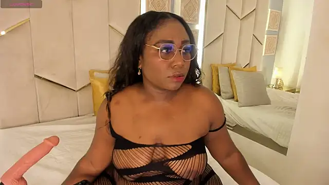 madycarter online show from April 2026 08:07:02 PM