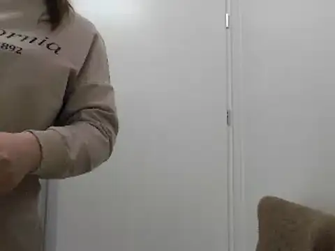 loveis007 online show from February 2025 08:22:02 PM