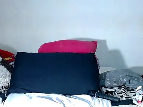 xSexyLolahx online show from July 2026 04:56:01 PM