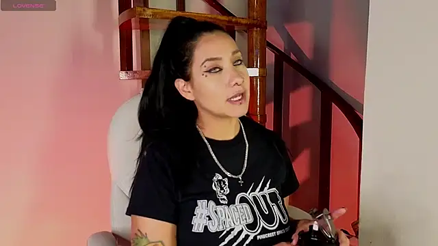  kelly hous36 online show from February 2025 06:45:01 PM