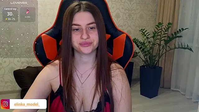 Snapshot of Elishka_ chatting on November 2025 06:50:01 PM Elishka online show from November 2025 06:50:01 PM