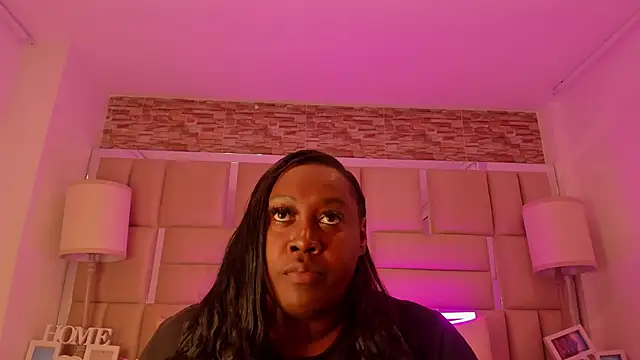 ShaniaBrownn online show from February 2026 07:44:02 PM