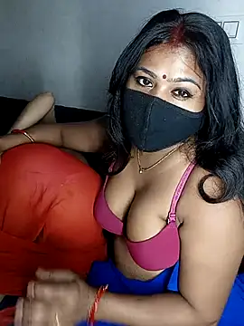 cutee  crazy online show from September 2025 05:35:01 PM