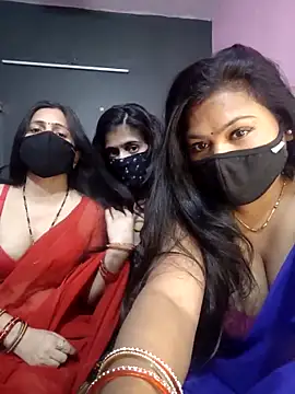 cutee  crazy online show from March 2026 02:34:01 PM