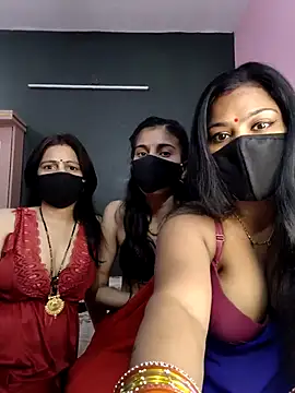 cutee  crazy online show from May 2026 02:35:02 PM