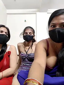 cutee  crazy online show from May 2026 01:49:02 PM