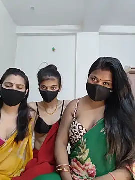 cutee  crazy online show from May 2026 01:52:02 PM