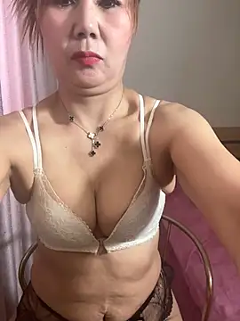 honghong666 online show from December 2024 08:07:02 AM