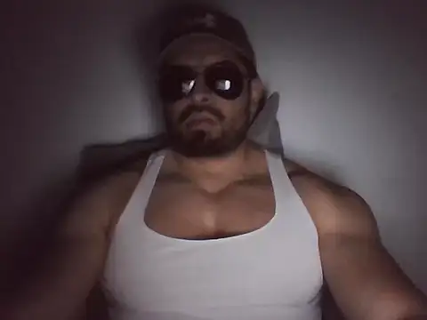 Snapshot of marcus002001 chatting on March 2026 03:51:02 AM marcus002001 online show from March 2026 03:51:02 AM