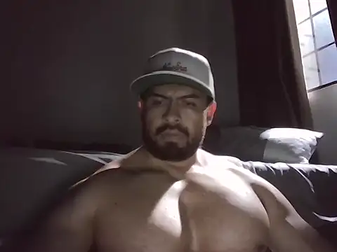 Snapshot of marcus002001 chatting on April 2026 04:29:01 AM marcus002001 online show from April 2026 04:29:01 AM