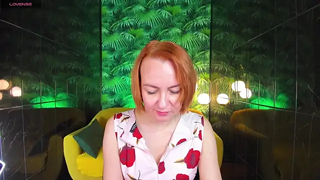 Snapshot of NikaGentle chatting on December 2024 06:22:02 AM NikaGentle online show from December 2024 06:22:02 AM