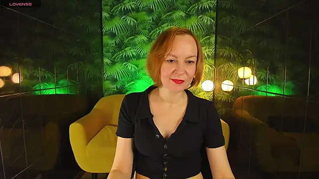 Snapshot of NikaGentle chatting on December 2024 06:33:02 AM NikaGentle online show from December 2024 06:33:02 AM