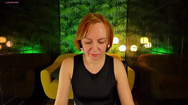 Snapshot of NikaGentle chatting on December 2024 05:31:02 AM NikaGentle online show from December 2024 05:31:02 AM