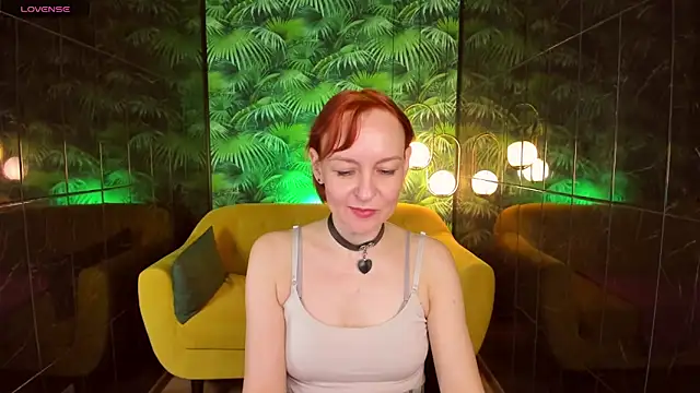 Snapshot of NikaGentle chatting on December 2024 10:08:02 AM NikaGentle online show from December 2024 10:08:02 AM