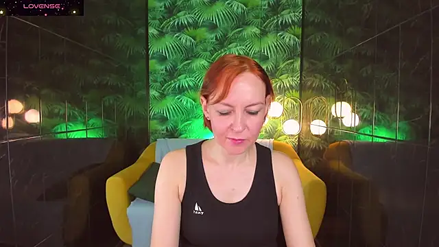 Snapshot of NikaGentle chatting on December 2024 05:47:01 AM NikaGentle online show from December 2024 05:47:01 AM