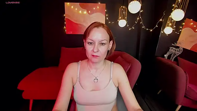 Snapshot of NikaGentle chatting on December 2024 09:17:02 AM NikaGentle online show from December 2024 09:17:02 AM