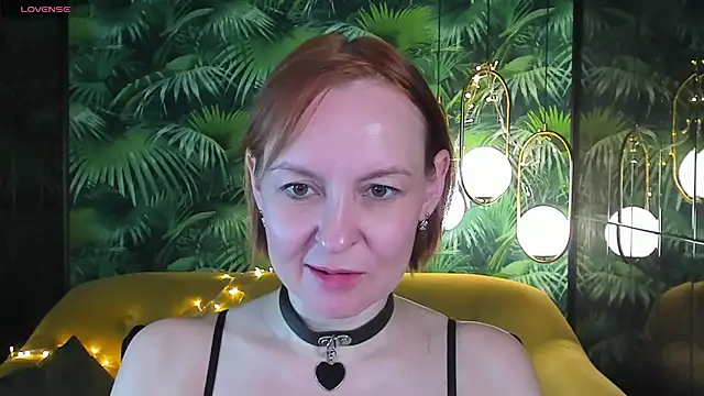 Snapshot of NikaGentle chatting on January 2025 11:46:01 AM NikaGentle online show from January 2025 11:46:01 AM