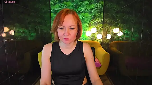 Snapshot of NikaGentle chatting on January 2025 08:27:02 AM NikaGentle online show from January 2025 08:27:02 AM