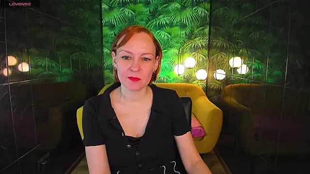 Snapshot of NikaGentle chatting on January 2025 11:32:02 AM NikaGentle online show from January 2025 11:32:02 AM