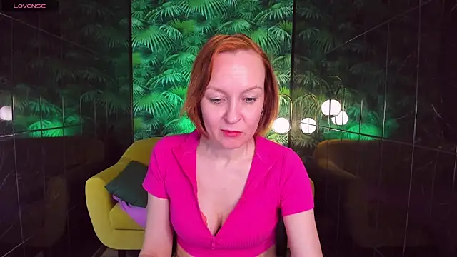 Snapshot of NikaGentle chatting on January 2025 12:04:02 PM NikaGentle online show from January 2025 12:04:02 PM