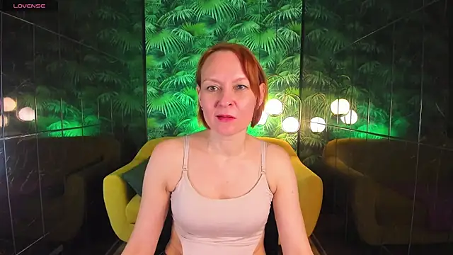 Snapshot of NikaGentle chatting on January 2025 12:29:01 PM NikaGentle online show from January 2025 12:29:01 PM