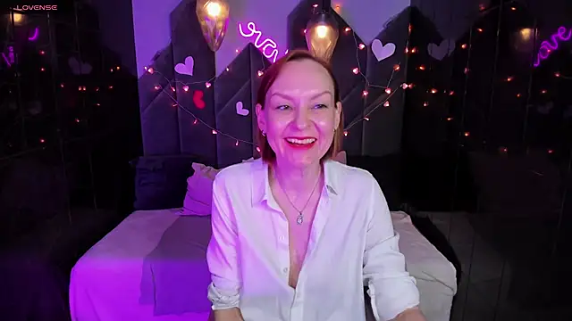 Snapshot of NikaGentle chatting on February 2025 12:11:01 PM NikaGentle online show from February 2025 12:11:01 PM