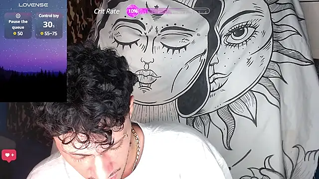 Snapshot of Apolo_S chatting on December 2024 09:28:02 AM Apolo S online show from December 2024 09:28:02 AM