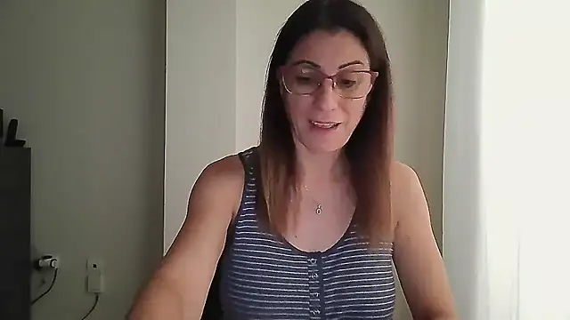 Snapshot of Sanada_hot chatting on September 2025 07:45:02 AM Sanada hot online show from September 2025 07:45:02 AM