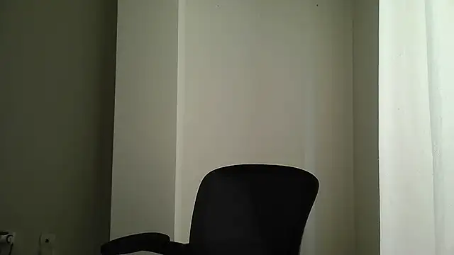 Snapshot of Sanada_hot chatting on November 2025 02:18:02 PM Sanada hot online show from November 2025 02:18:02 PM