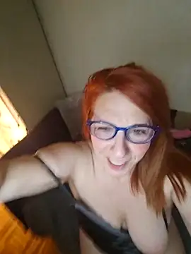 lollipop cat online show from February 2025 11:42:01 PM