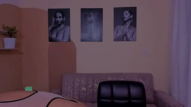 ToriCrossX online show from March 2026 03:38:01 PM