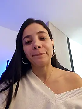 miaeyes online show from February 2026 02:01:02 PM