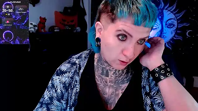 Marieblueeyes online show from March 2025 08:00:01 PM