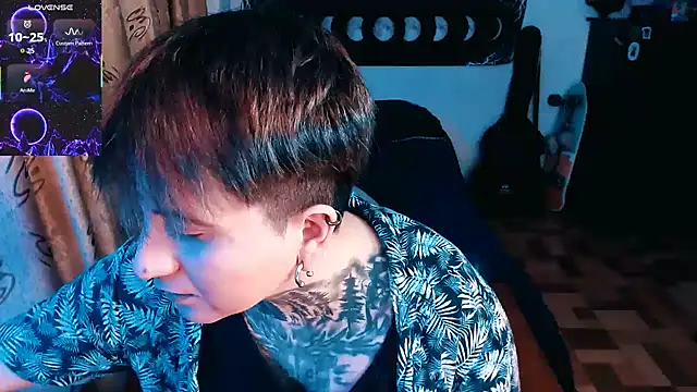 Marieblueeyes online show from October 2025 11:56:02 PM