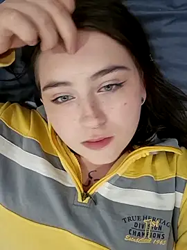 Snapshot of Yammy_Yumi chatting on November 2025 08:51:01 PM Yammy Yumi online show from November 2025 08:51:01 PM