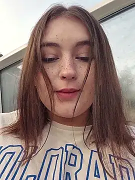 Snapshot of Yammy_Yumi chatting on November 2025 05:22:02 AM Yammy Yumi online show from November 2025 05:22:02 AM