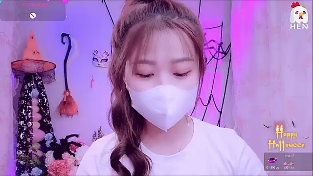 hen237 online show from October 2025 10:03:02 PM