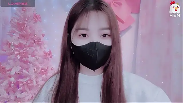 hen237 online show from November 2025 12:32:01 AM