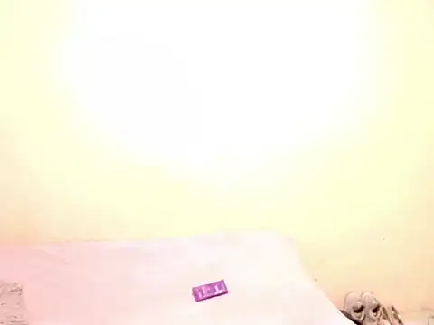 Snapshot of Queen_BootyXXX chatting on February 2026 02:56:01 AM Queen BootyXXX online show from February 2026 02:56:01 AM