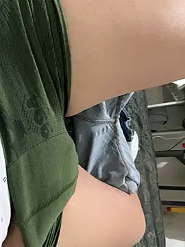 elvis0966 online show from February 2025 04:46:01 AM